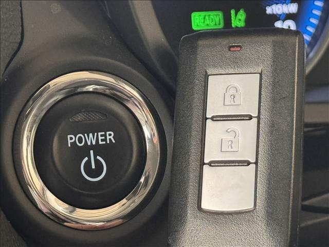 エクリプスクロスＰＨＥＶ Ｇ　レーダークルーズ　シートーヒーター　ＨＵＤ　パワーシート　バックカメラ　ＡＣ１５００Ｗ　クリアランスソナー　ＥＴＣ　ステアリングヒーター　ＵＳＢポート　ヘッドアップディスプレイ　電動パーキングブレーキ（15枚目）