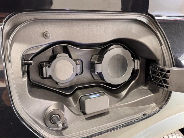 エクリプスクロスＰＨＥＶ Ｇ　レーダークルーズ　シートーヒーター　ＨＵＤ　パワーシート　バックカメラ　ＡＣ１５００Ｗ　クリアランスソナー　ＥＴＣ　ステアリングヒーター　ＵＳＢポート　ヘッドアップディスプレイ　電動パーキングブレーキ（28枚目）