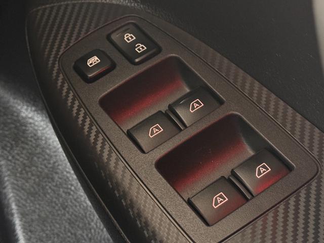 エクリプスクロスＰＨＥＶ Ｇ　レーダークルーズ　シートーヒーター　ＨＵＤ　パワーシート　バックカメラ　ＡＣ１５００Ｗ　クリアランスソナー　ＥＴＣ　ステアリングヒーター　ＵＳＢポート　ヘッドアップディスプレイ　電動パーキングブレーキ（60枚目）