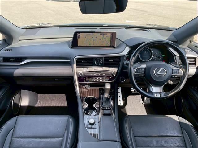 ＲＸ ＲＸ４５０ｈ　Ｆスポーツ　４ＷＤ　サンルーフ　黒革シート　３眼ＬＥＤヘッドライト　ＢＳＭ　レーダークルーズ　シートヒーター／クーラー　ステアリングヒーター　パワーバックドア　クリアランスソナー　パワーシート　純正２０インチＡＷ（2枚目）