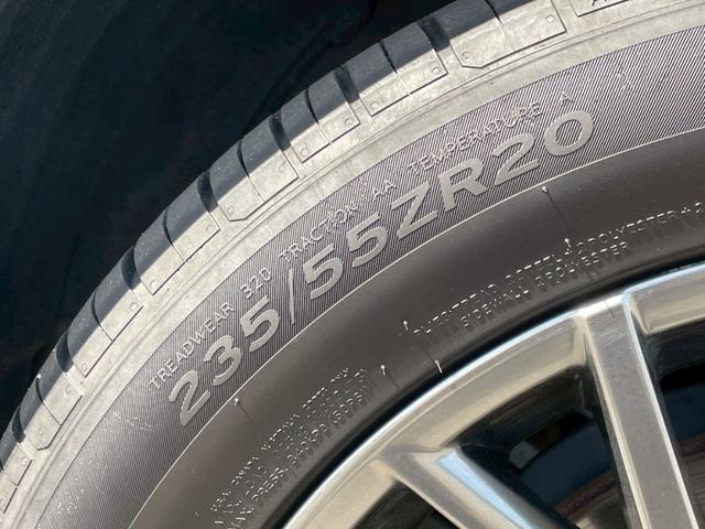 ＲＸ ＲＸ４５０ｈ　Ｆスポーツ　４ＷＤ　サンルーフ　黒革シート　３眼ＬＥＤヘッドライト　ＢＳＭ　レーダークルーズ　シートヒーター／クーラー　ステアリングヒーター　パワーバックドア　クリアランスソナー　パワーシート　純正２０インチＡＷ（23枚目）