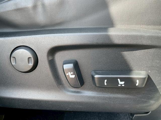 ＲＸ ＲＸ４５０ｈ　Ｆスポーツ　４ＷＤ　サンルーフ　黒革シート　３眼ＬＥＤヘッドライト　ＢＳＭ　レーダークルーズ　シートヒーター／クーラー　ステアリングヒーター　パワーバックドア　クリアランスソナー　パワーシート　純正２０インチＡＷ（74枚目）