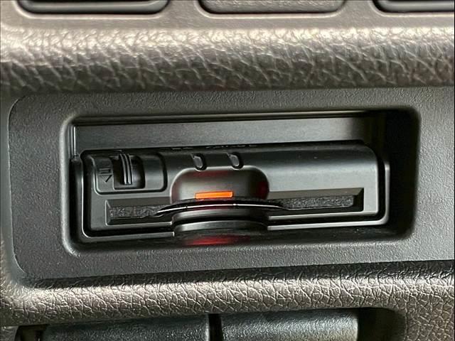 エクストレイル ２０Ｘ　エクストリーマーＸ　エマージェンシーブレーキ　パック　後席モニター　純正８型ナビ　シートヒーター　４ＷＤ　ダウンヒルアシスト　レーンキープ　クリアランスソナー　エマージェンシーブレーキ　フルセグ　アイドリングストップ　ＥＴＣ　ステリモ　オートエアコン（15枚目）