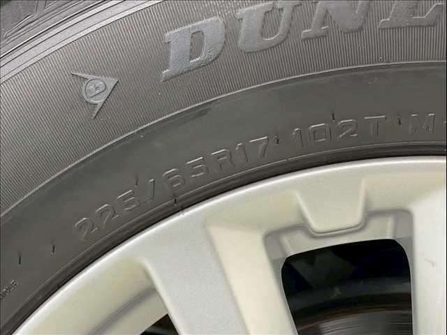 エクストレイル ２０Ｘ　ハイブリッド　ワンオーナー　プロパイロット　全周囲カメラ　インテリジェントミラー　パワーバックドア　クリアランスソナー　シートヒーター　８インチサイバーナビ　ＬＥＤヘッド　ＥＴＣ　インテリジェントキー　純正１７ＡＷ（30枚目）
