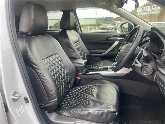 エクリプスクロスPHEV G e-アシスト レーダークルーズ AC1500W ハーフレザー シートヒーター ヘッドアップディスプレイ オートハイビーム コーナーセンサー ステアリングヒーター バックカメラ 電動パーキングブレーキ(8枚目)