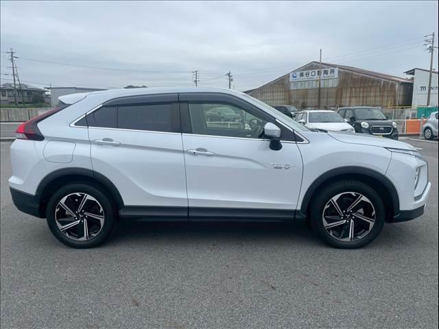 エクリプスクロスPHEV G e-アシスト レーダークルーズ AC1500W ハーフレザー シートヒーター ヘッドアップディスプレイ オートハイビーム コーナーセンサー ステアリングヒーター バックカメラ 電動パーキングブレーキ(18枚目)