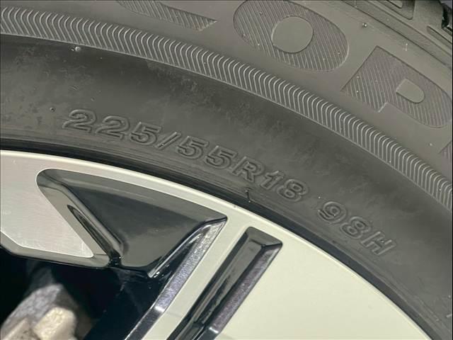 エクリプスクロスPHEV G e-アシスト レーダークルーズ AC1500W ハーフレザー シートヒーター ヘッドアップディスプレイ オートハイビーム コーナーセンサー ステアリングヒーター バックカメラ 電動パーキングブレーキ(24枚目)