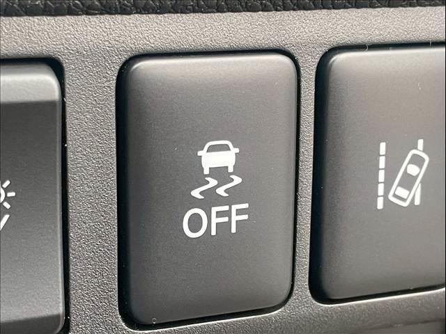 エクリプスクロスPHEV G e-アシスト レーダークルーズ AC1500W ハーフレザー シートヒーター ヘッドアップディスプレイ オートハイビーム コーナーセンサー ステアリングヒーター バックカメラ 電動パーキングブレーキ(50枚目)