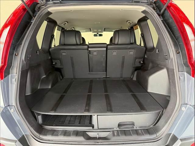 エクストレイル ２０Ｘ　アッシュグレー　純正ナビ　シートヒーター　ルーフレール　バックカメラ　Ｂｌｕｅｔｏｏｔｈ　ＣＤ／ＤＶＤ再生　フルセグ　インテリジェントキー　オートエアコン　オートライト　純正１７インチＡＷ（21枚目）