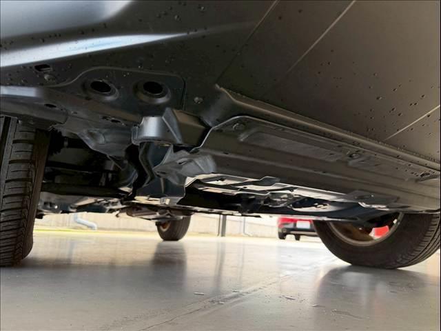 エクストレイル ２０Ｘ　アッシュグレー　純正ナビ　シートヒーター　ルーフレール　バックカメラ　Ｂｌｕｅｔｏｏｔｈ　ＣＤ／ＤＶＤ再生　フルセグ　インテリジェントキー　オートエアコン　オートライト　純正１７インチＡＷ（28枚目）