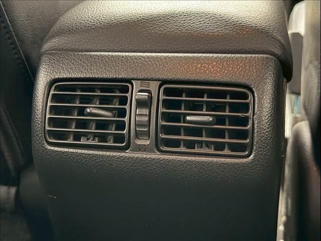 エクストレイル ２０Ｘ　アッシュグレー　純正ナビ　シートヒーター　ルーフレール　バックカメラ　Ｂｌｕｅｔｏｏｔｈ　ＣＤ／ＤＶＤ再生　フルセグ　インテリジェントキー　オートエアコン　オートライト　純正１７インチＡＷ（49枚目）