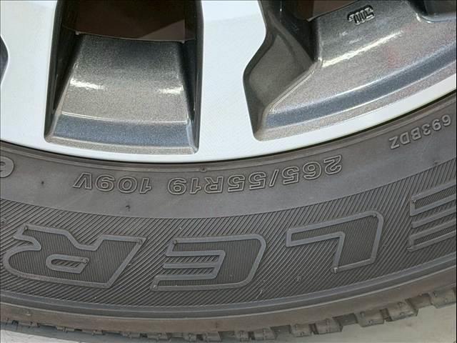 各種オートローンもご用意しております。頭金０円から審査可能。１２回から１２０回までお支払回数がお選び頂けます。中古車から新車すべてにご利用頂けます。お気軽にスタッフへご相談ください。