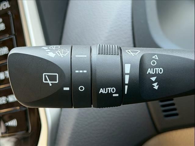 各種オートローンもご用意しております。頭金０円から審査可能。１２回から１２０回までお支払回数がお選び頂けます。中古車から新車すべてにご利用頂けます。お気軽にスタッフへご相談ください。