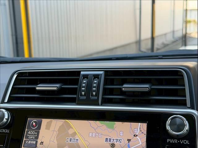 各種オートローンもご用意しております。頭金０円から審査可能。１２回から１２０回までお支払回数がお選び頂けます。中古車から新車すべてにご利用頂けます。お気軽にスタッフへご相談ください。