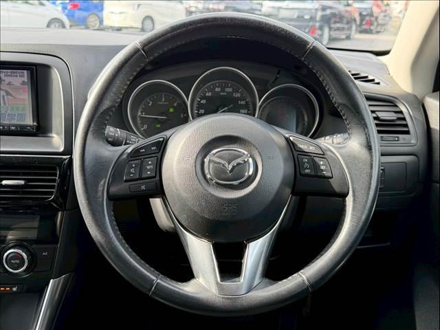 ＣＸ－５ ＸＤ　Ｌパッケージ　黒革　シートヒーター　パワーシート　ＲＶＭ　クルーズコントロール　バックカメラ　サイドカメラ　Ｂｌｕｅｔｏｏｔｈ　フルセグ　ＣＤ／ＤＶＤ再生　スマートキー　プッシュスタート　ＥＴＣ　純正１７ＡＷ（13枚目）