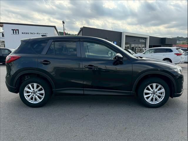 ＣＸ－５ ＸＤ　Ｌパッケージ　黒革　シートヒーター　パワーシート　ＲＶＭ　クルーズコントロール　バックカメラ　サイドカメラ　Ｂｌｕｅｔｏｏｔｈ　フルセグ　ＣＤ／ＤＶＤ再生　スマートキー　プッシュスタート　ＥＴＣ　純正１７ＡＷ（18枚目）