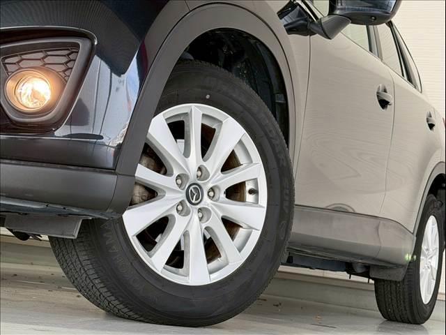 ＣＸ－５ ＸＤ　Ｌパッケージ　黒革　シートヒーター　パワーシート　ＲＶＭ　クルーズコントロール　バックカメラ　サイドカメラ　Ｂｌｕｅｔｏｏｔｈ　フルセグ　ＣＤ／ＤＶＤ再生　スマートキー　プッシュスタート　ＥＴＣ　純正１７ＡＷ（77枚目）