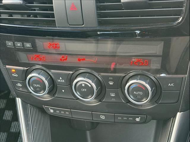 CX-5 XD Lパッケージ 黒革 BOSEサウンド シートヒーター RVM サイドカメラ パワーシート クルーズコントロール 純正17インチAW バックカメラ アイドリングストップ ステアリングリモコン 純正ナビ スマートキー(12枚目)