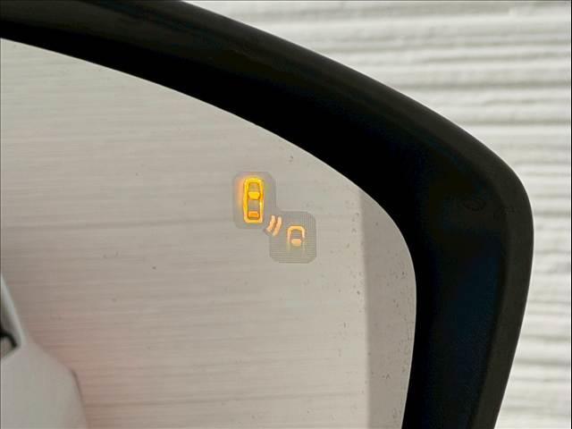 CX-5 XD Lパッケージ 黒革 BOSEサウンド シートヒーター RVM サイドカメラ パワーシート クルーズコントロール 純正17インチAW バックカメラ アイドリングストップ ステアリングリモコン 純正ナビ スマートキー(24枚目)