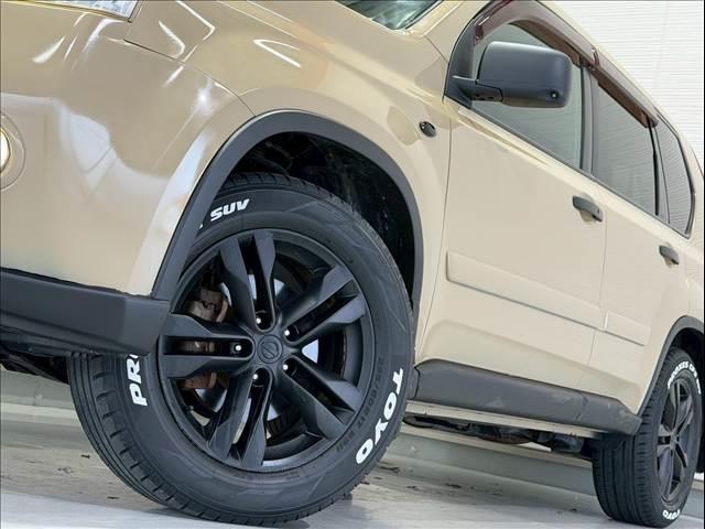 エクストレイル ２０Ｘ　ベージュ　マッドブラック　サンルーフ　シートヒーター　ルーフレール　純正ＨＤＤナビ　バックカメラ　サイドカメラ　ＥＴＣ　インテリジェントキー　純正１７インチＡＷ　カプロンシート　フロントフォグ（11枚目）