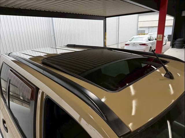 エクストレイル ２０Ｘ　ベージュ　マッドブラック　サンルーフ　シートヒーター　ルーフレール　純正ＨＤＤナビ　バックカメラ　サイドカメラ　ＥＴＣ　インテリジェントキー　純正１７インチＡＷ　カプロンシート　フロントフォグ（27枚目）