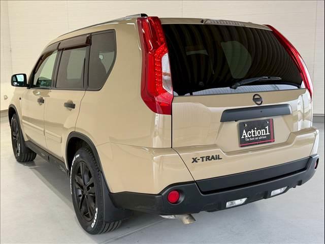 エクストレイル ２０Ｘ　ベージュ　マッドブラック　サンルーフ　シートヒーター　ルーフレール　純正ＨＤＤナビ　バックカメラ　サイドカメラ　ＥＴＣ　インテリジェントキー　純正１７インチＡＷ　カプロンシート　フロントフォグ（40枚目）