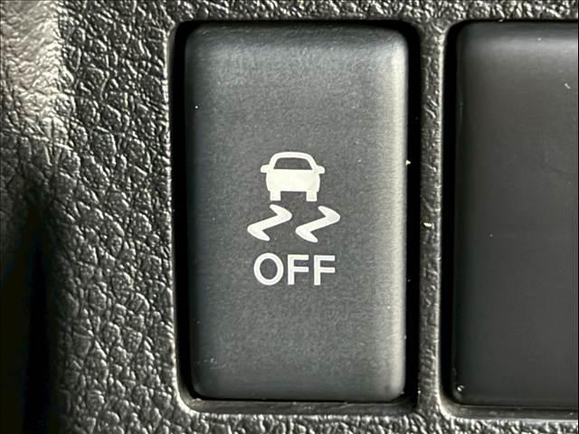 エクストレイル ２０Ｘ　ベージュ　マッドブラック　サンルーフ　シートヒーター　ルーフレール　純正ＨＤＤナビ　バックカメラ　サイドカメラ　ＥＴＣ　インテリジェントキー　純正１７インチＡＷ　カプロンシート　フロントフォグ（45枚目）