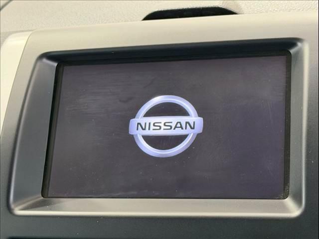 エクストレイル ２０Ｘ　ベージュ　マッドブラック　サンルーフ　シートヒーター　ルーフレール　純正ＨＤＤナビ　バックカメラ　サイドカメラ　ＥＴＣ　インテリジェントキー　純正１７インチＡＷ　カプロンシート　フロントフォグ（65枚目）