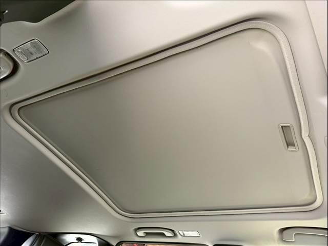 エクストレイル ２０Ｘ　ベージュ　マッドブラック　サンルーフ　シートヒーター　ルーフレール　純正ＨＤＤナビ　バックカメラ　サイドカメラ　ＥＴＣ　インテリジェントキー　純正１７インチＡＷ　カプロンシート　フロントフォグ（70枚目）