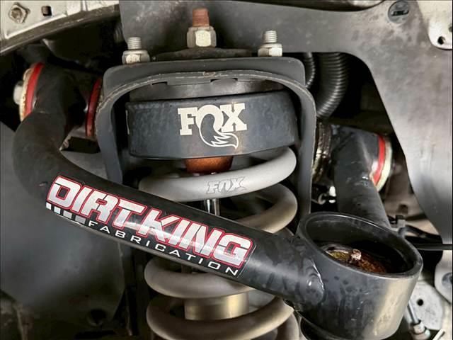 ハイラックス Ｚ　２インチリフトアップ　メソッド１６インチＡＷオールテレーン２８５／７５／１６　ベッドエクステンダー　グリルマーカー　ワンオーナー　カロッツェリアナビ　リアデフロック　バックカメラ　ＥＴＣ　スマートキー（5枚目）