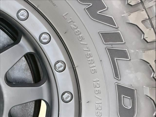 ハイラックス Ｚ　２インチリフトアップ　メソッド１６インチＡＷオールテレーン２８５／７５／１６　ベッドエクステンダー　グリルマーカー　ワンオーナー　カロッツェリアナビ　リアデフロック　バックカメラ　ＥＴＣ　スマートキー（32枚目）