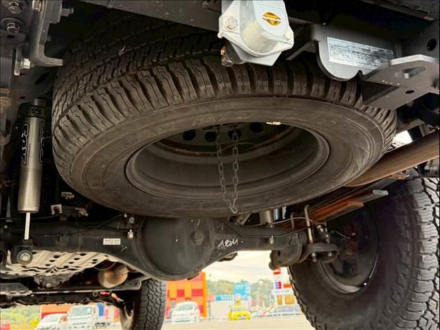 ハイラックス Ｚ　２インチリフトアップ　メソッド１６インチＡＷオールテレーン２８５／７５／１６　ベッドエクステンダー　グリルマーカー　ワンオーナー　カロッツェリアナビ　リアデフロック　バックカメラ　ＥＴＣ　スマートキー（33枚目）