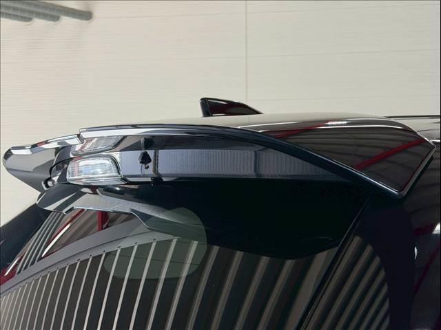 �e��I�[�g���[�������p�ӂ��Ă���܂��B�����O�~����R���\�B�P�Q�񂩂�P�Q�O��܂ł��x���񐔂����I�ђ����܂��B���ÎԂ���V�Ԃ��ׂĂɂ����p�����܂��B���C�y�ɃX�^�b�t�ւ����k���������B