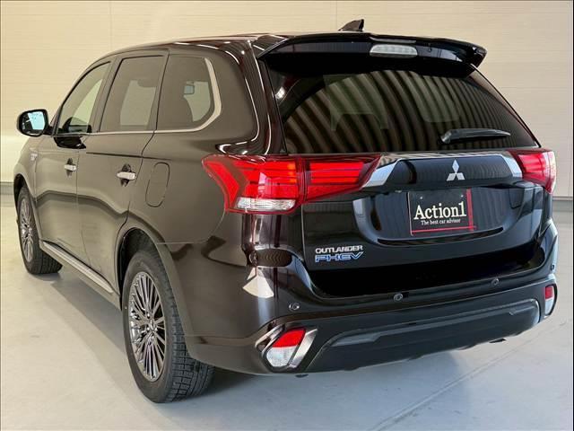 �e��I�[�g���[�������p�ӂ��Ă���܂��B�����O�~����R���\�B�P�Q�񂩂�P�Q�O��܂ł��x���񐔂����I�ђ����܂��B���ÎԂ���V�Ԃ��ׂĂɂ����p�����܂��B���C�y�ɃX�^�b�t�ւ����k���������B