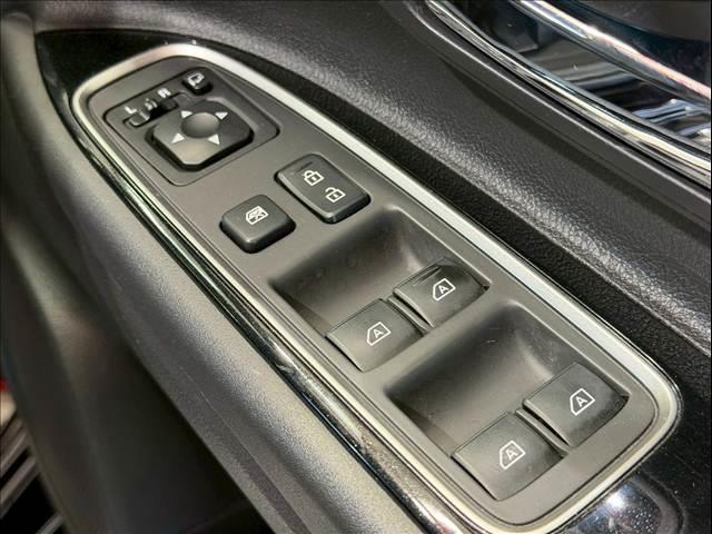 �e��I�[�g���[�������p�ӂ��Ă���܂��B�����O�~����R���\�B�P�Q�񂩂�P�Q�O��܂ł��x���񐔂����I�ђ����܂��B���ÎԂ���V�Ԃ��ׂĂɂ����p�����܂��B���C�y�ɃX�^�b�t�ւ����k���������B