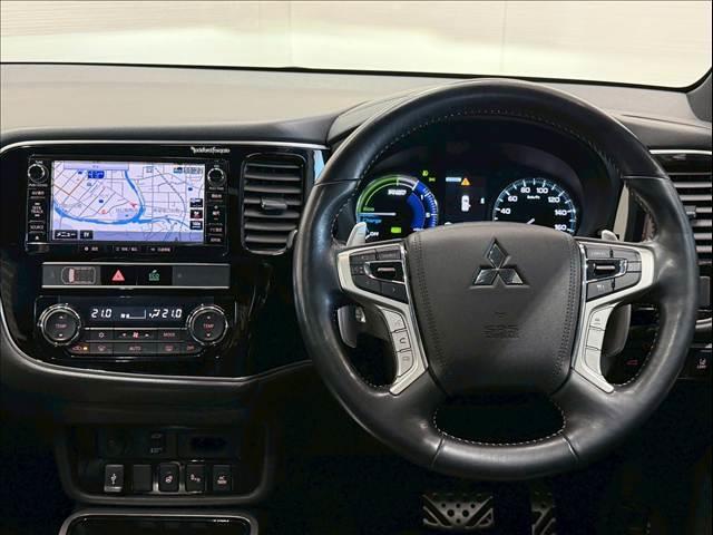 �e��I�[�g���[�������p�ӂ��Ă���܂��B�����O�~����R���\�B�P�Q�񂩂�P�Q�O��܂ł��x���񐔂����I�ђ����܂��B���ÎԂ���V�Ԃ��ׂĂɂ����p�����܂��B���C�y�ɃX�^�b�t�ւ����k���������B