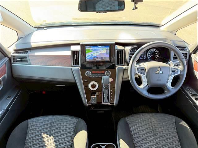 デリカＤ：５ Ｇ　パワーパッケージ　ＦＵＥＬ１７インチＡＷ　全周囲カメラ　ＢＳＭ　パワーバックドア　両側パワースライド　レーダークルーズ　シートヒーター　ステアリングヒーター　オートステップ　オートハイビーム　ケンウッドナビ８型ナビ（2枚目）