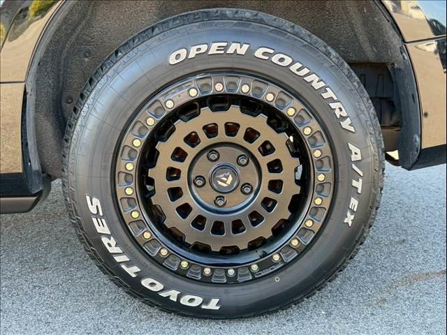 デリカＤ：５ Ｇ　パワーパッケージ　ＦＵＥＬ１７インチＡＷ　全周囲カメラ　ＢＳＭ　パワーバックドア　両側パワースライド　レーダークルーズ　シートヒーター　ステアリングヒーター　オートステップ　オートハイビーム　ケンウッドナビ８型ナビ（29枚目）