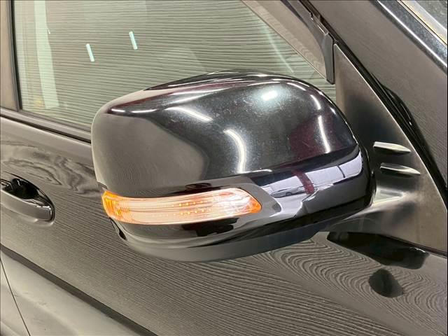 ランドクルーザープラド ＴＸ　Ｌパッケージ　サンルーフ　黒革　全周囲カメラ　ＢＳＭ　レーダークルーズ　シートヒーター／クーラー　オートハイビーム　レーンキープ　衝突軽減　コーナーセンサー　パワーシート　ＬＥＤ　ＵＳＢ　ＥＴＣ　純正１９インチＡＷ（29枚目）