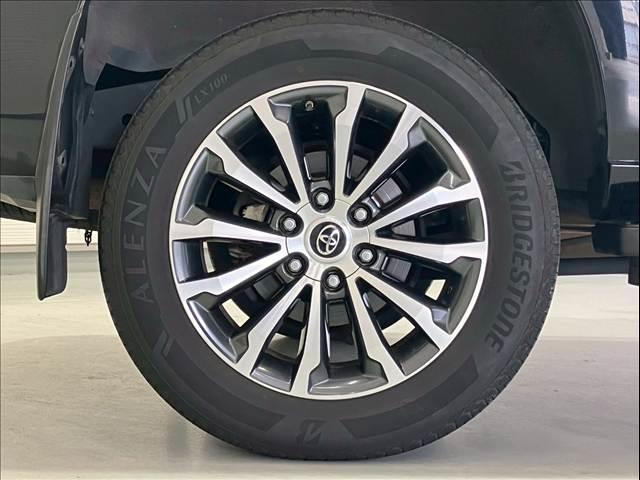 ランドクルーザープラド ＴＸ　Ｌパッケージ　サンルーフ　黒革　全周囲カメラ　ＢＳＭ　レーダークルーズ　シートヒーター／クーラー　オートハイビーム　レーンキープ　衝突軽減　コーナーセンサー　パワーシート　ＬＥＤ　ＵＳＢ　ＥＴＣ　純正１９インチＡＷ（35枚目）