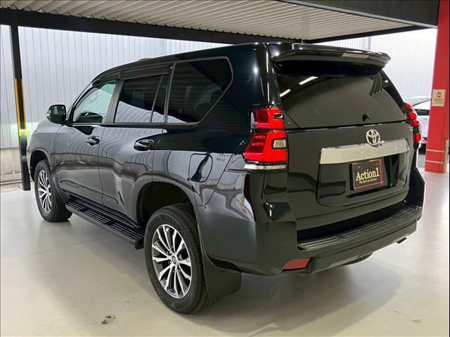 ランドクルーザープラド ＴＸ　Ｌパッケージ　サンルーフ　黒革　全周囲カメラ　ＢＳＭ　レーダークルーズ　シートヒーター／クーラー　オートハイビーム　レーンキープ　衝突軽減　コーナーセンサー　パワーシート　ＬＥＤ　ＵＳＢ　ＥＴＣ　純正１９インチＡＷ（52枚目）