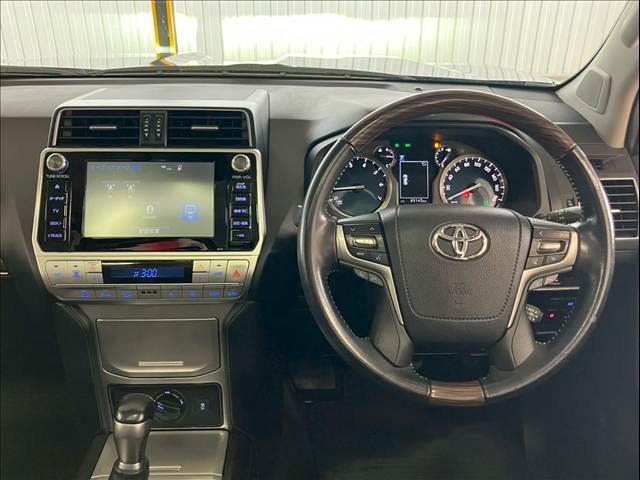 ランドクルーザープラド ＴＸ　Ｌパッケージ　サンルーフ　黒革　全周囲カメラ　ＢＳＭ　レーダークルーズ　シートヒーター／クーラー　オートハイビーム　レーンキープ　衝突軽減　コーナーセンサー　パワーシート　ＬＥＤ　ＵＳＢ　ＥＴＣ　純正１９インチＡＷ（53枚目）