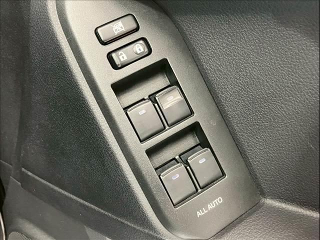 ランドクルーザープラド ＴＸ　Ｌパッケージ　サンルーフ　黒革　全周囲カメラ　ＢＳＭ　レーダークルーズ　シートヒーター／クーラー　オートハイビーム　レーンキープ　衝突軽減　コーナーセンサー　パワーシート　ＬＥＤ　ＵＳＢ　ＥＴＣ　純正１９インチＡＷ（55枚目）