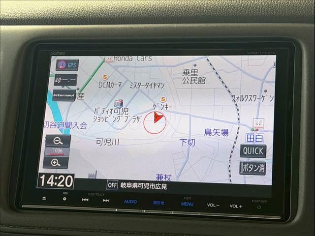 ヴェゼル ハイブリッドＺ・ホンダセンシング　ハーフレザー　レーダークルーズ　純正ナビ　ルーフレール　バックカメラ　シートヒーター　ＵＳＢポート　ＨＤＭＩ　ＥＴＣ　パドルシフト　ステアリングリモコン　Ｂｌｕｅｔｏｏｔｈ　フルセグ　純正１７ＡＷ（3枚目）