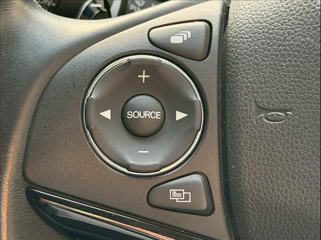 ヴェゼル ハイブリッドＺ・ホンダセンシング　ハーフレザー　レーダークルーズ　純正ナビ　ルーフレール　バックカメラ　シートヒーター　ＵＳＢポート　ＨＤＭＩ　ＥＴＣ　パドルシフト　ステアリングリモコン　Ｂｌｕｅｔｏｏｔｈ　フルセグ　純正１７ＡＷ（47枚目）