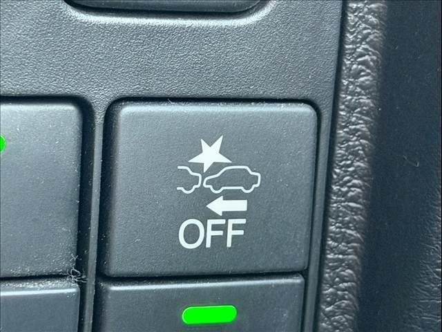 ヴェゼル ハイブリッドＺ・ホンダセンシング　ハーフレザー　レーダークルーズ　純正ナビ　ルーフレール　バックカメラ　シートヒーター　ＵＳＢポート　ＨＤＭＩ　ＥＴＣ　パドルシフト　ステアリングリモコン　Ｂｌｕｅｔｏｏｔｈ　フルセグ　純正１７ＡＷ（75枚目）