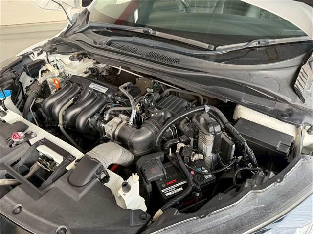 ヴェゼル ハイブリッドＺ・ホンダセンシング　ハーフレザー　レーダークルーズ　純正ナビ　ルーフレール　バックカメラ　シートヒーター　ＵＳＢポート　ＨＤＭＩ　ＥＴＣ　パドルシフト　ステアリングリモコン　Ｂｌｕｅｔｏｏｔｈ　フルセグ　純正１７ＡＷ（80枚目）