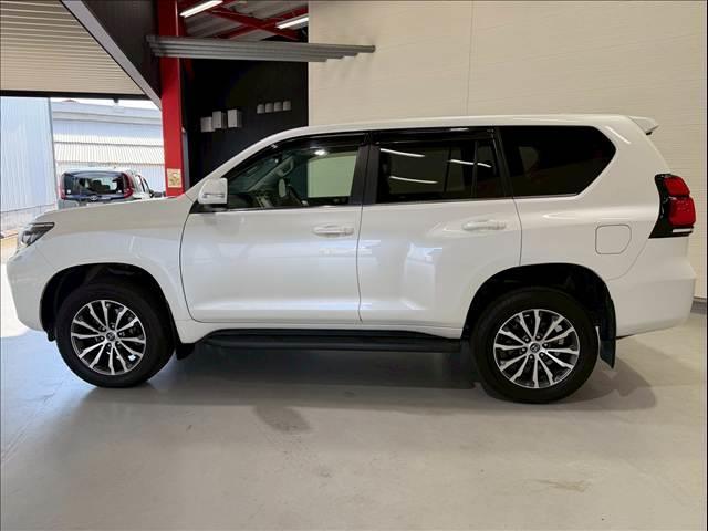 ランドクルーザープラド ＴＸ　Ｌパッケージ　ワンオーナー　黒革　全周囲カメラ　メーカーナビ　レーダークルーズ　シートヒーター／クーラー　コーナーセンサー　センターデフロック　ＬＥＤ　ＥＴＣ　ドライブレコーダー　ＵＳＢポート　純正１９インチＡＷ（25枚目）