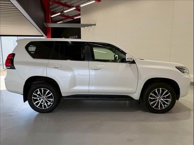 ランドクルーザープラド ＴＸ　Ｌパッケージ　ワンオーナー　黒革　全周囲カメラ　メーカーナビ　レーダークルーズ　シートヒーター／クーラー　コーナーセンサー　センターデフロック　ＬＥＤ　ＥＴＣ　ドライブレコーダー　ＵＳＢポート　純正１９インチＡＷ（26枚目）