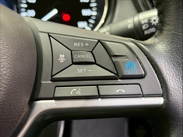 エクストレイル ２０Ｘｉ　プロパイロット　全周囲カメラ　ＬＥＤヘッド　エマージェンシーブレーキ　パワーバックドア　インテリジェントルームミラー　シートヒーター　コーナーセンサー　ＢＳＭ　純正１８インチＡＷ　ドライブレコーダー（5枚目）